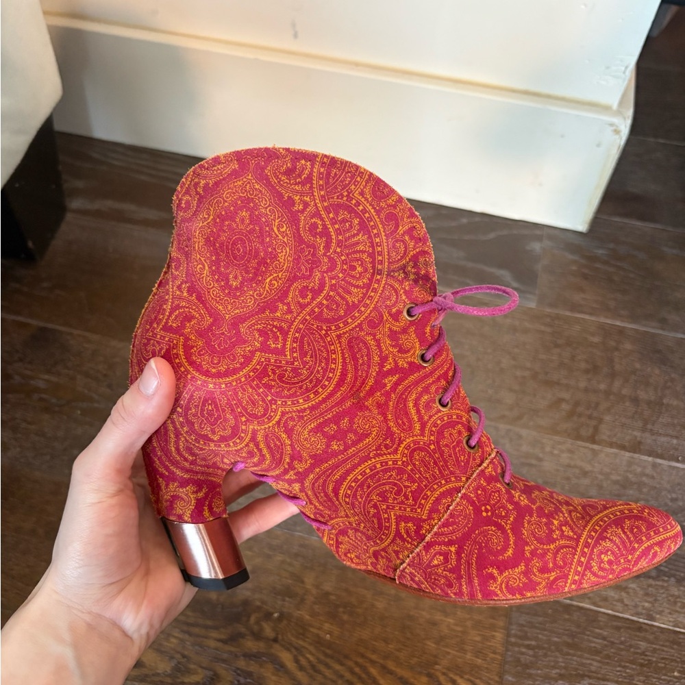 John Fluevog Paisley Lace-Up Ankle Boots - Picture 12 of 14